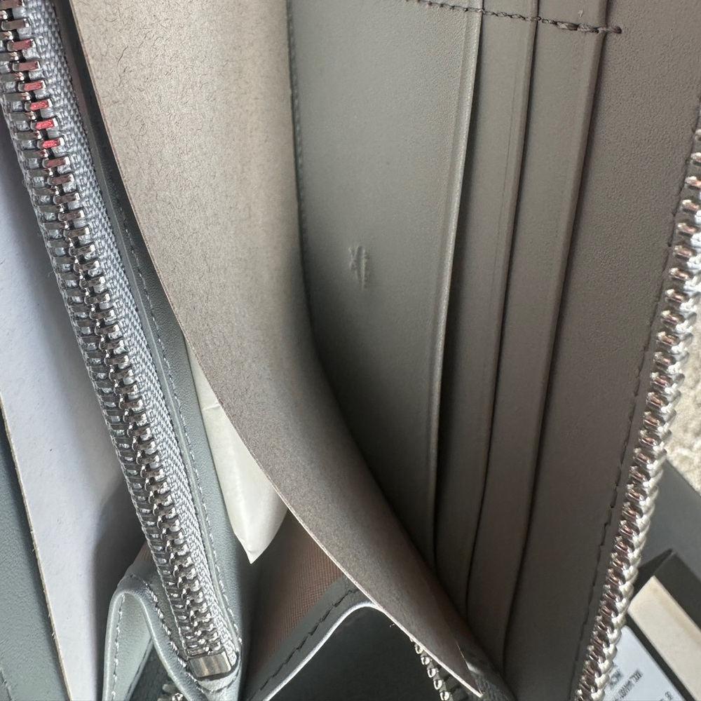 Zip Around Wallet In Visetos Original - image 7